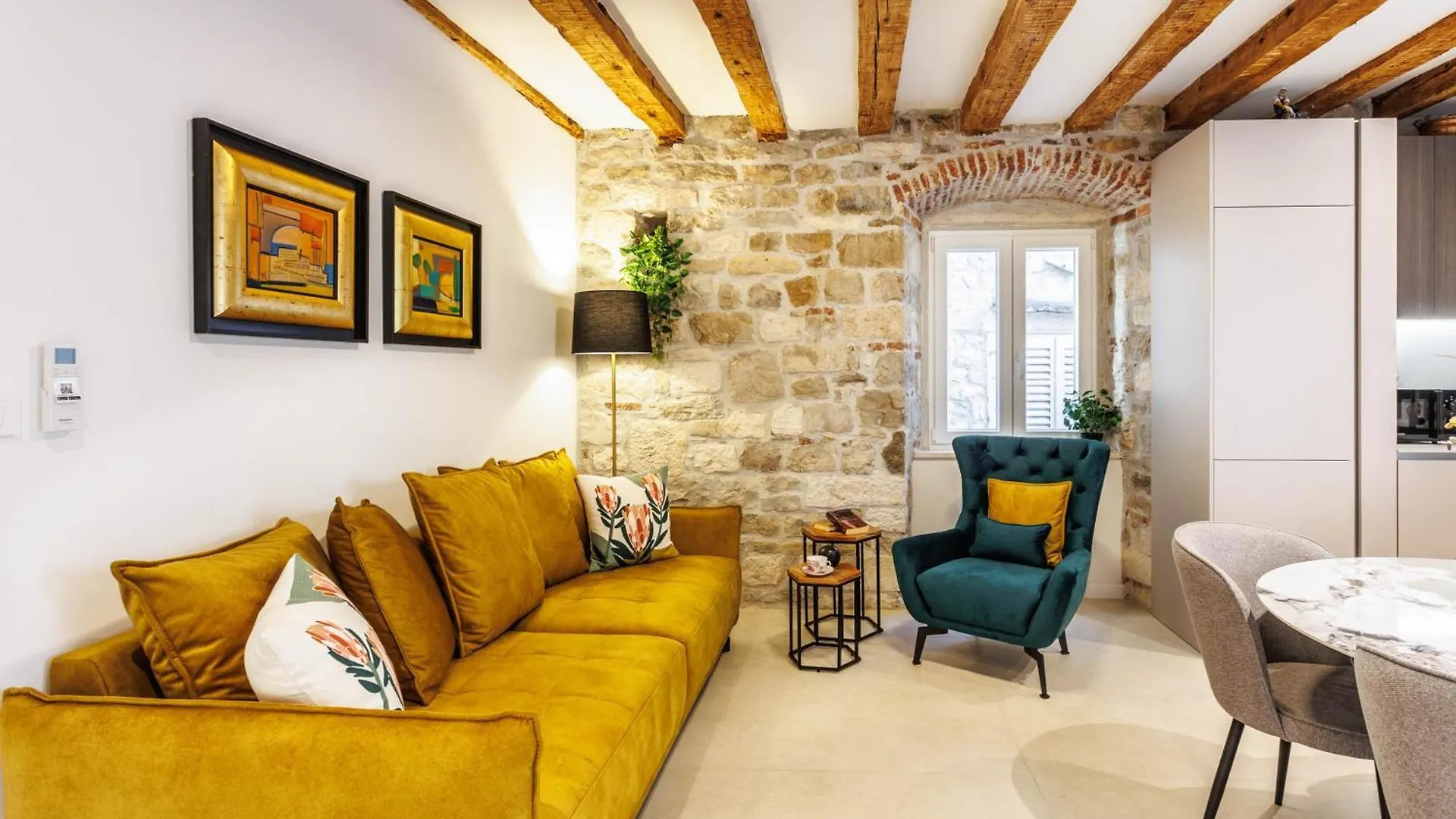 New, Modern Apartment Evala Split