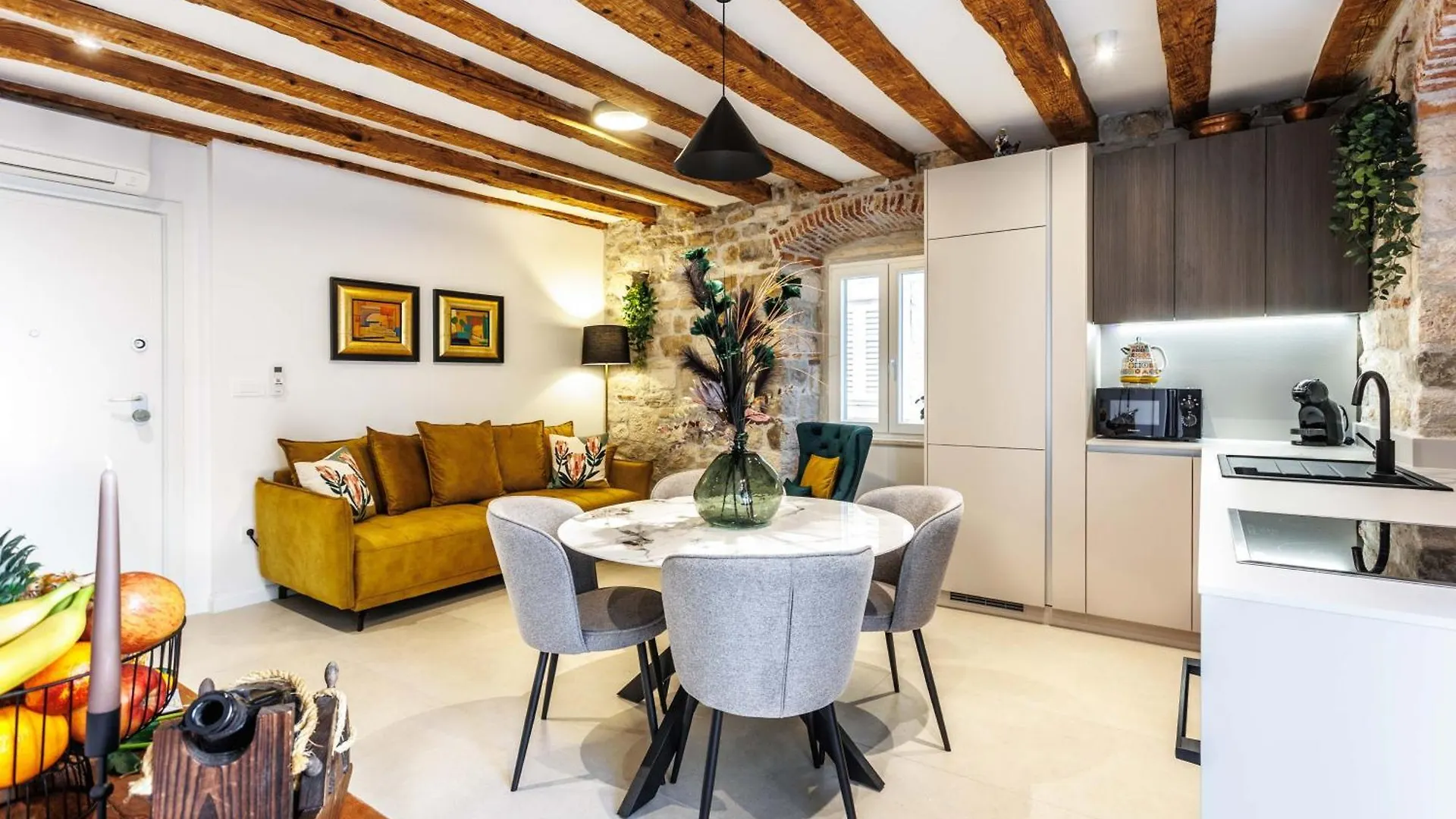 New, Modern Apartment Evala Split