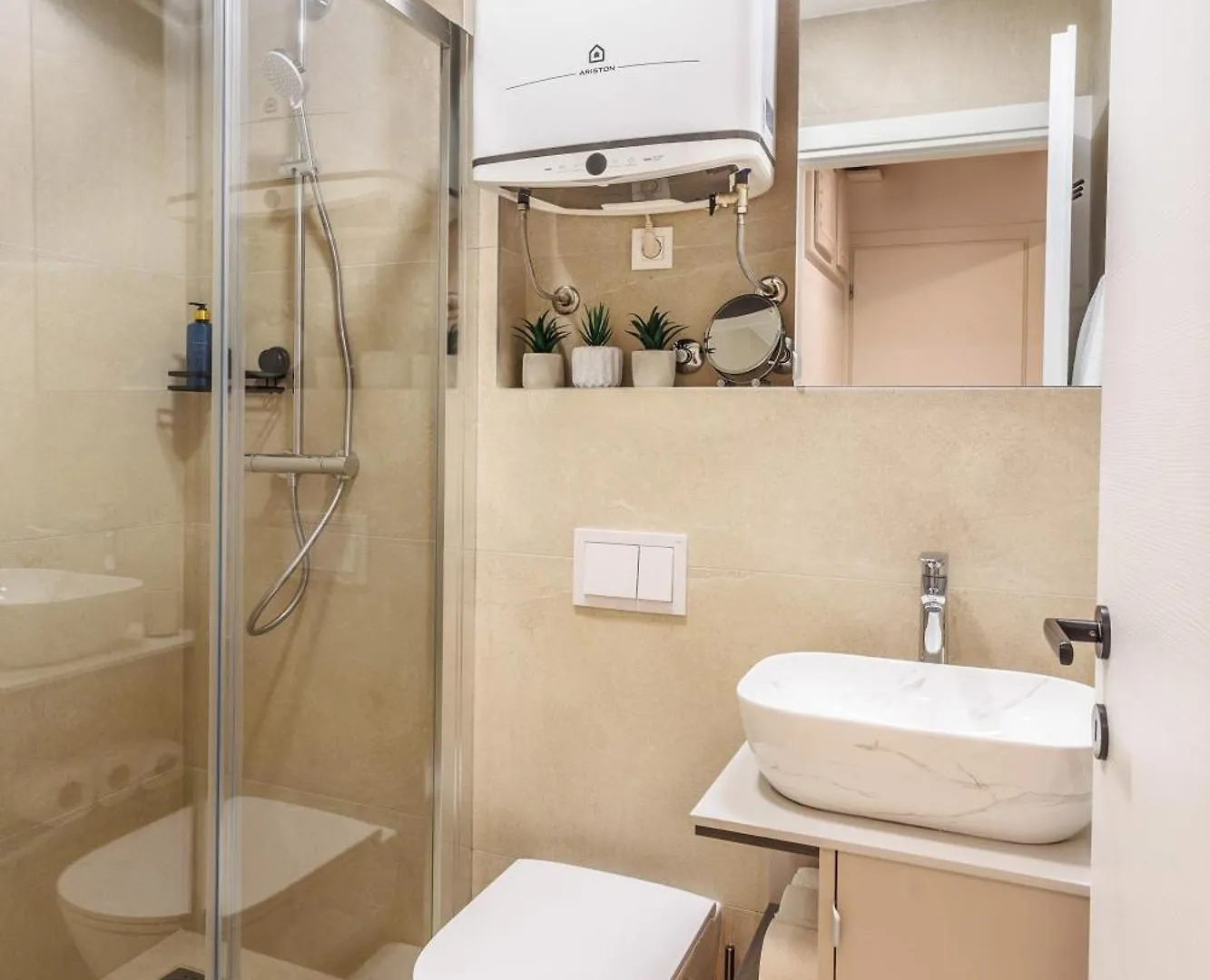 New, Modern Apartment Evala Split