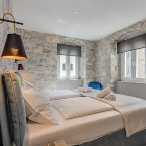 Palace Luxury Retreat Split